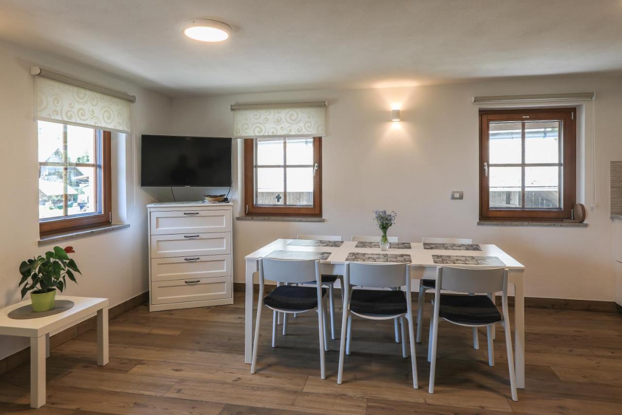 Apartmaji Tina Zgornje Gorje Ngoại thất bức ảnh